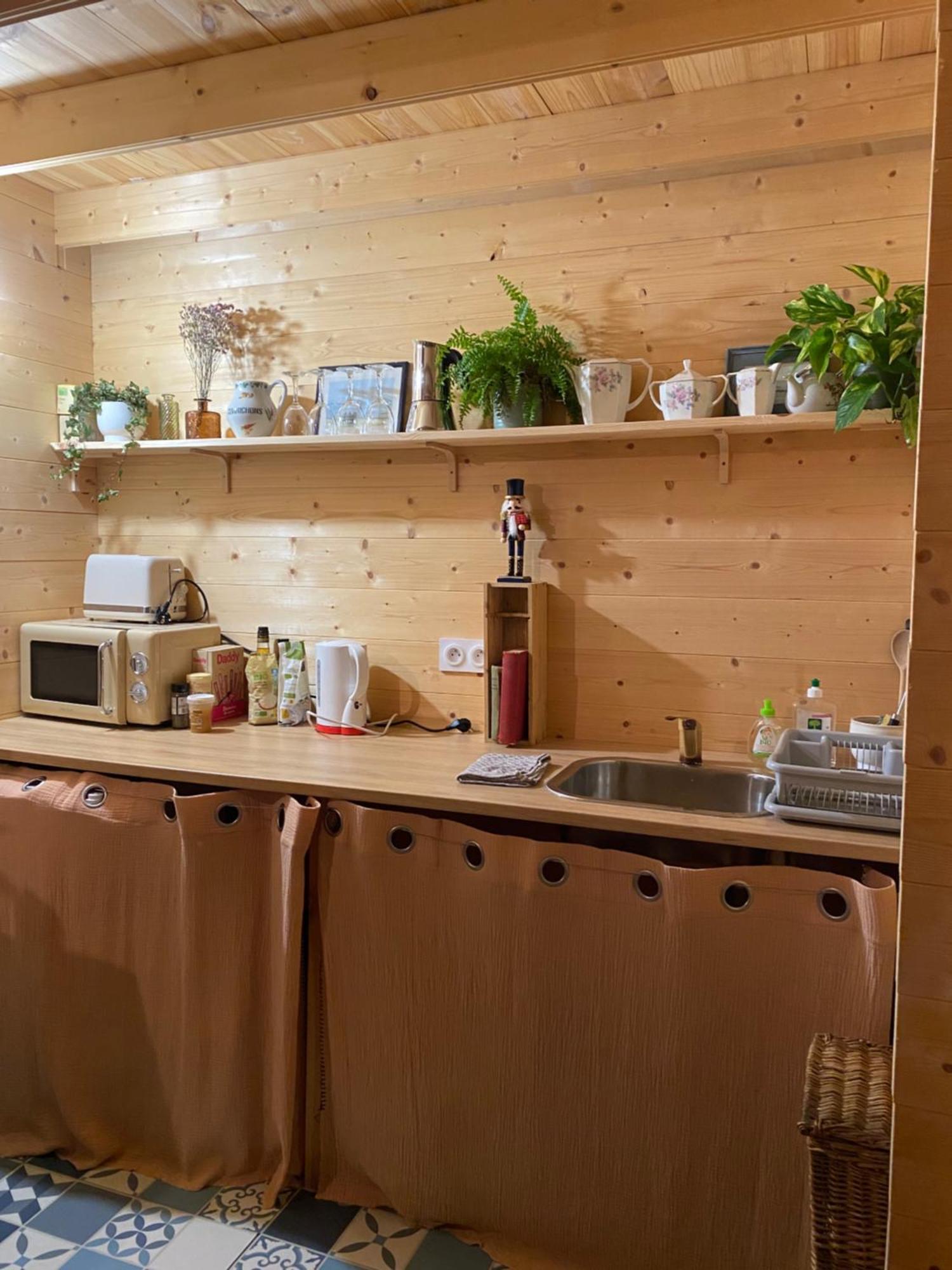 Maison En Bois 1 Chambre 4 Couchages Type Tiny House Γκρανβίλ Εξωτερικό φωτογραφία